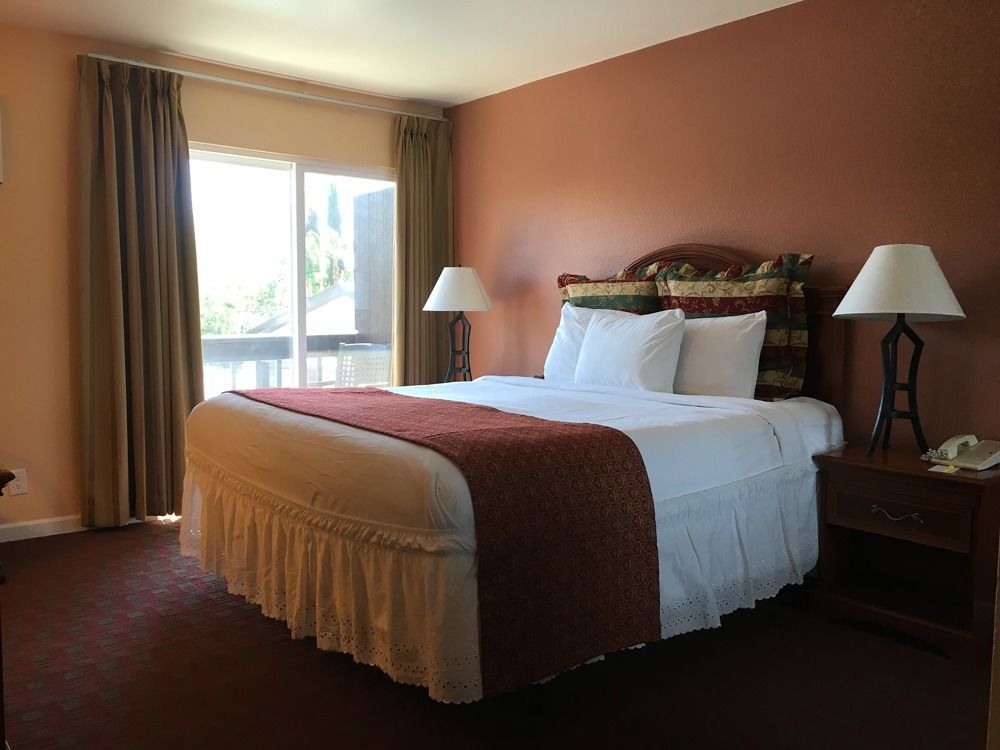 The Lemon Tree Hotel Anaheim Exteriör bild