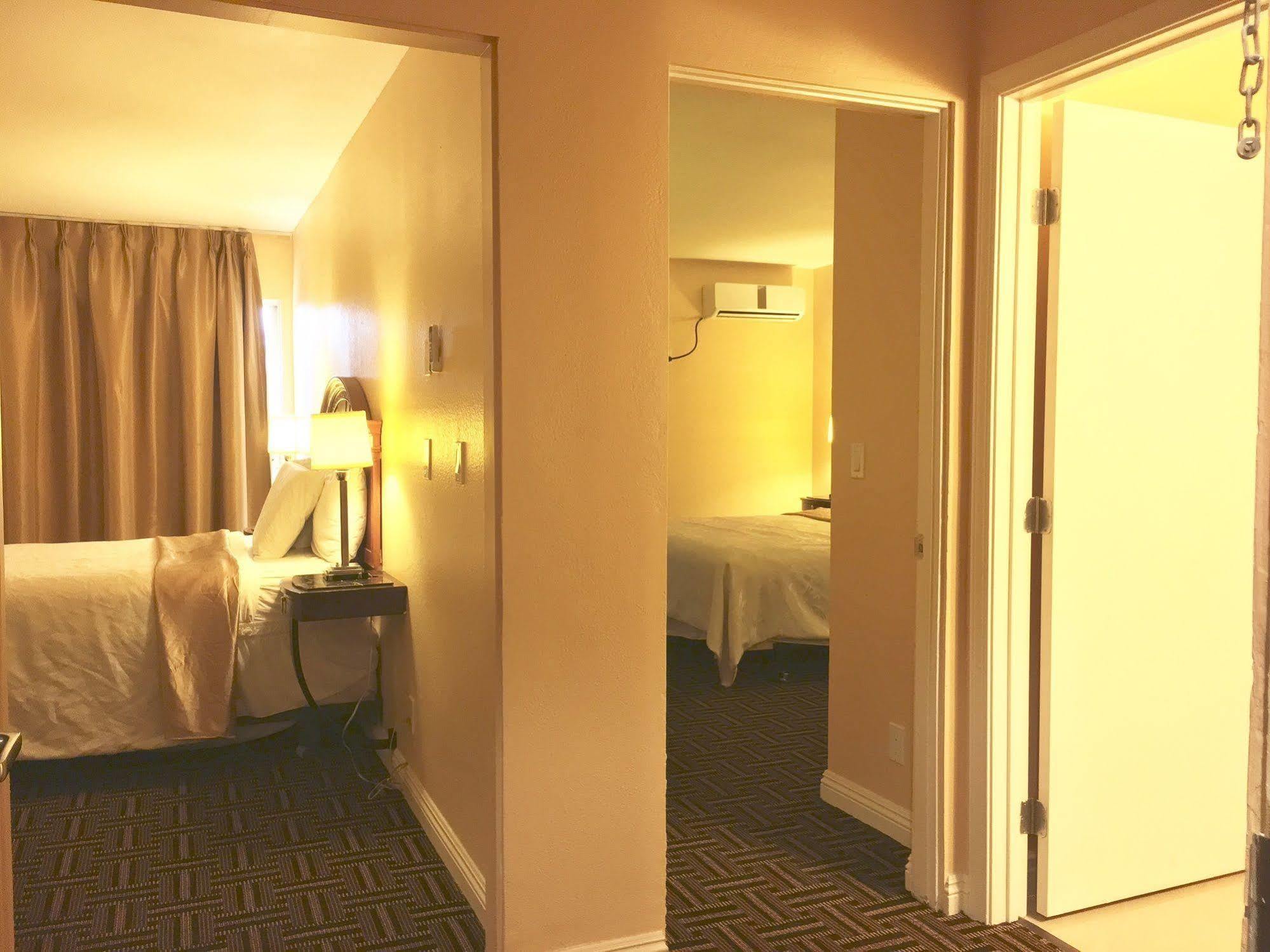 The Lemon Tree Hotel Anaheim Exteriör bild