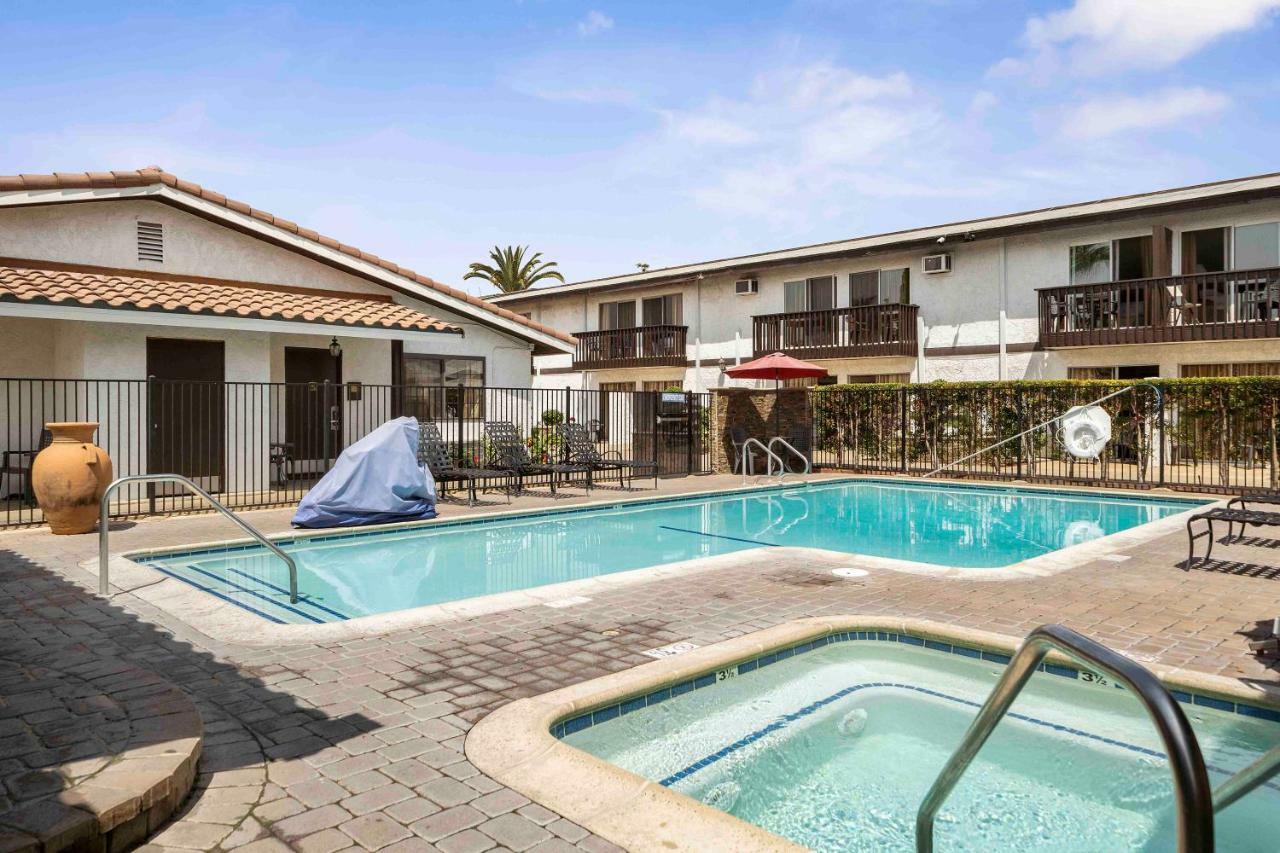 The Lemon Tree Hotel Anaheim Exteriör bild