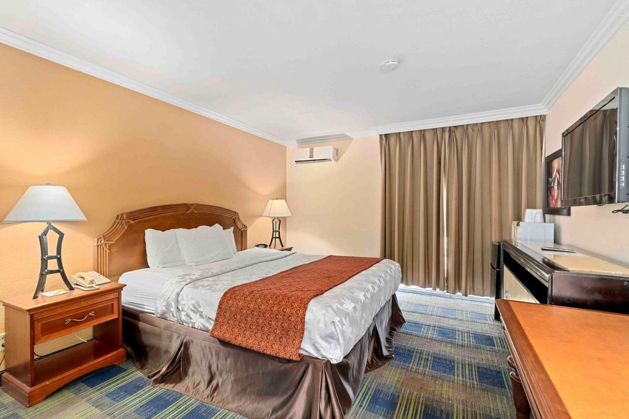 The Lemon Tree Hotel Anaheim Exteriör bild