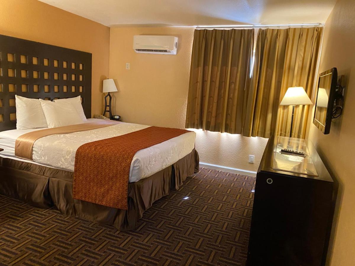 The Lemon Tree Hotel Anaheim Exteriör bild